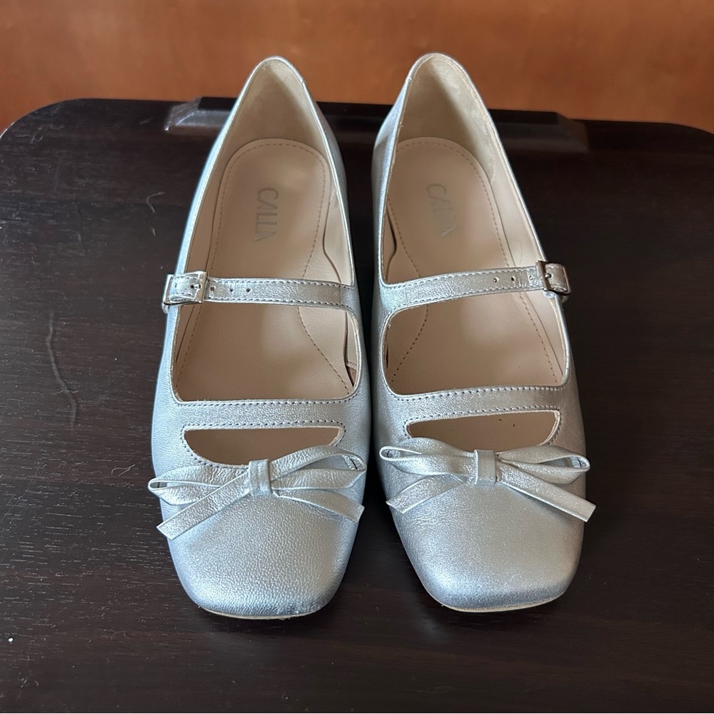 Silver Leather Women's Mary Jane Flats